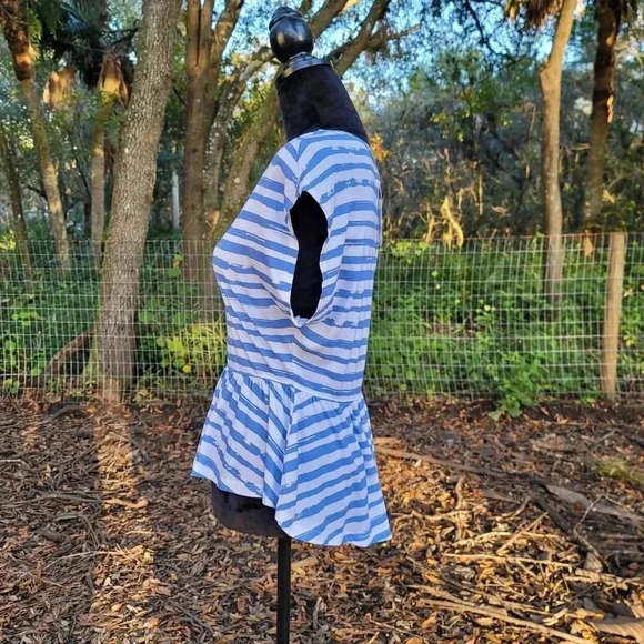 New Charming Charlie Womens Striped Peplum Shirt Blue White Top Short Sleeve S. - Picture 8 of 13